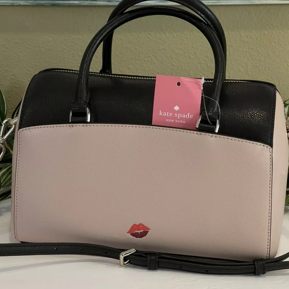 Kate spade medium duffel Minnie Mouse crossbody - Picture 9 of 11